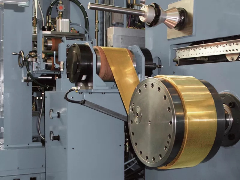 Wat ass den Aarbechtsprinzip vun der High Precision Kupferlegierung Strip Cold Rolling Mill