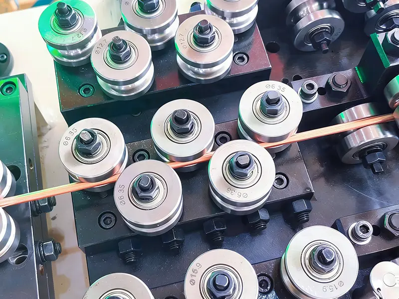 Elektromagnetesch Drot Rolling Mill